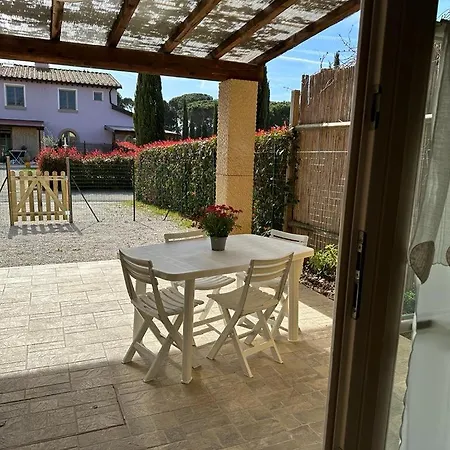 Teresa & Adele, 2 Km Dal Mare, 2 Bagni, Giardino Recintato, Wifi, Posto Auto Appartamento
